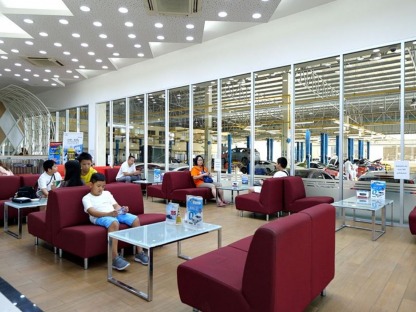 ห้องรับรองเข้ารับบริการตรวจเช็คระยะ honda